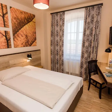 Jufa Hotel Fuerstenfeld Zewnętrze zdjęcie